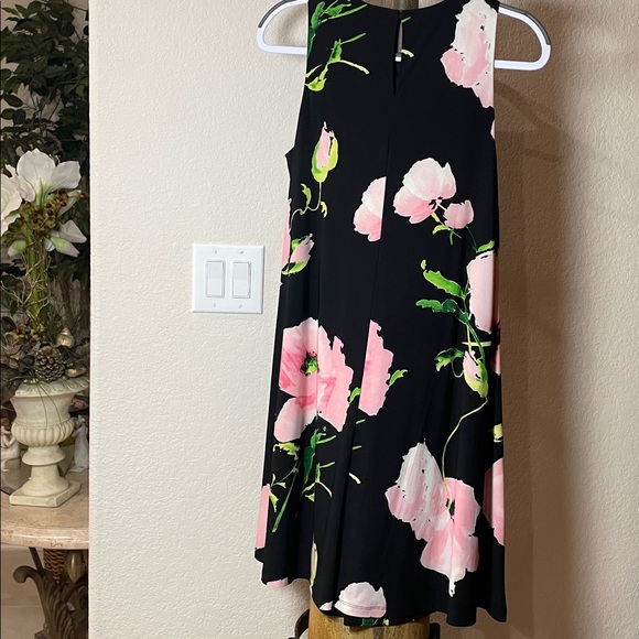 Anne Klein Black Pink & Green floral slip on Dress keyhole back fit & flared 10 - Picture 5 of 7